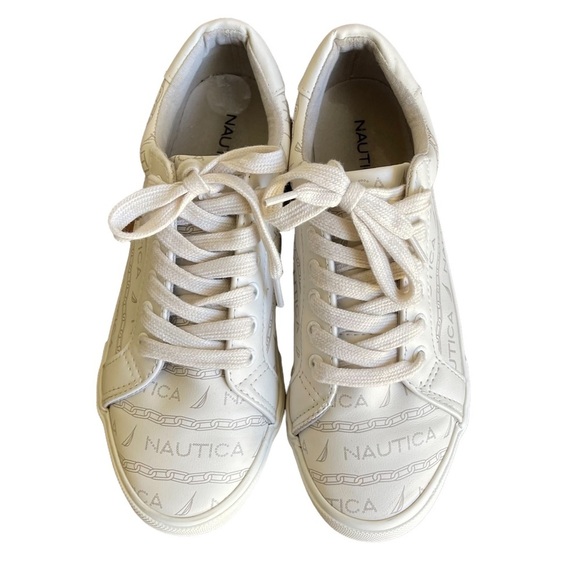 Nautica White/‎ Cream Tennis Shoes with Loco Print Size: 7 - Picture 1 of 9